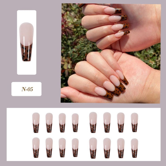 24pcs artificial nails Nude Gradient Nail Patch Rhinestone Inlaid Glue Type Removable Long Paragraph Fashion Manicure nail tips